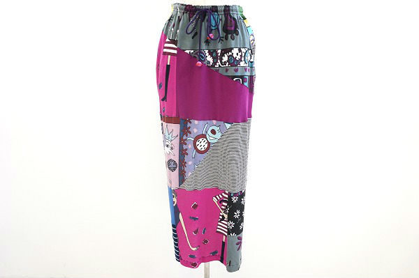 シンプルトップスの相棒にどうぞ！アルベロベロのスカート買取しました