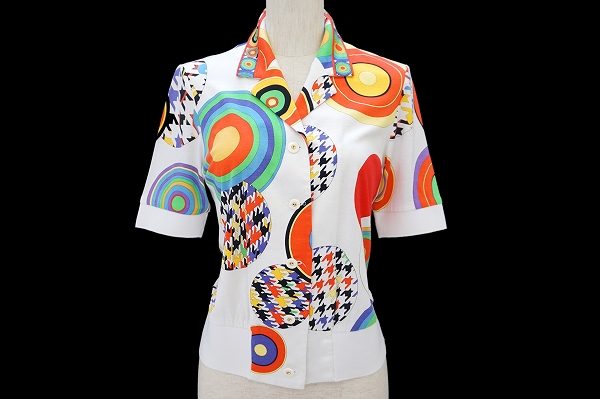 ポップでアーティスト性の高い柄がポイント！レオナールのジャケットを買取しました