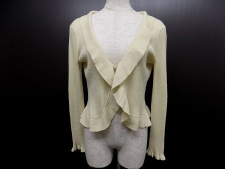 存在感のあるフリルでエレガントな雰囲気を！イクコのカーディガンを買取しました