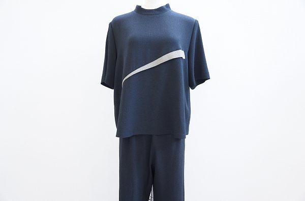 シンプルながらもしっかりとした存在感!ヒトシタムラのセットアップを買取しました