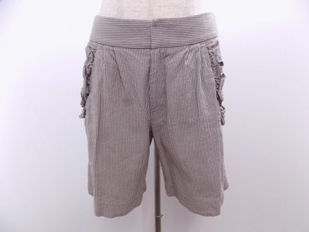 サイドにあるフリルがチャーミングさをプラス イクコのショートパンツを買取しました