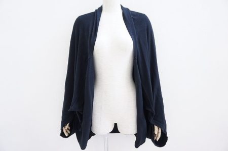 裾の広がりがおしゃれに決まる！イッセイミヤケ カーディガンを買取しました