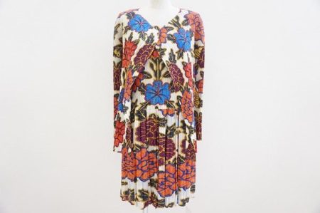 品のあるお花柄でゴージャスに！プリーツプリーズのワンピーススーツを買取しました