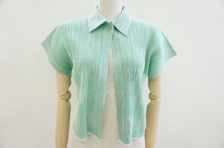 すがすがしいミントグリーンがポイント！プリーツプリーズのシャツブラウスを買取しました