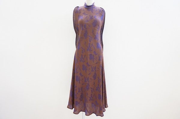 落ち着きと可愛さのバランスが絶妙！ヒロココシノのワンピースを買取しました