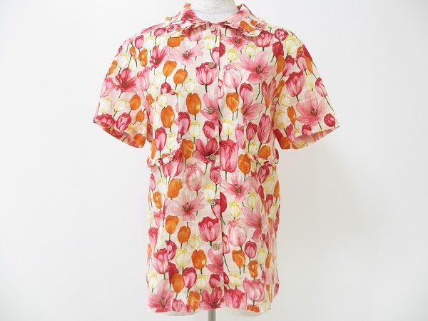 お顔周りの華やかに仕上がる!マドモアゼルノンノンのシャツブラウスを買取しました