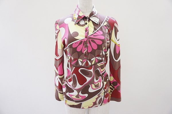 芸術的な絵柄と色合いで豪華な雰囲気に！エミリオ・プッチ カットソー をお売りいただきました