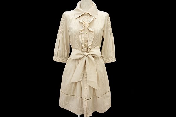 シンプルなのに華やかな印象が叶う!トゥービーシックのワンピースを買取しました