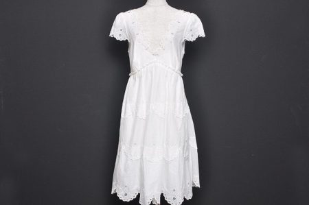 ブランド品は捨てずに賢くリサイクル！BCBGマックスアズリアのワンピースを買取いたしました