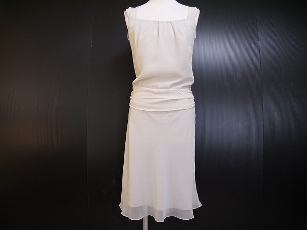 ソフトな雰囲気を仕上げるなら!アンタイトルのワンピースを買取しました