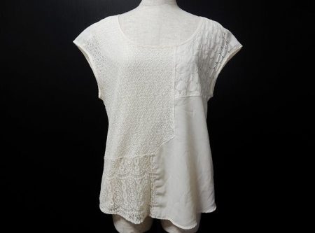 控えめレースが感じの良い女性を演出！アンタイトルのカットソーを買取しました