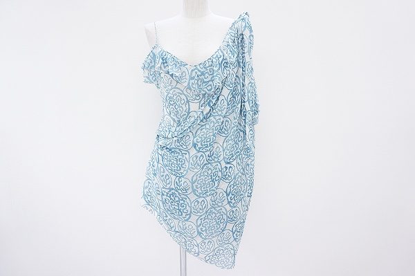 クリスタルな雰囲気が上品！ジョンガリアーノのチュニックを買取しました