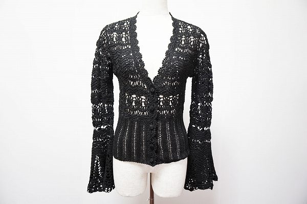 落ち着いた黒がクールでエレガントな雰囲気に！ケイタマルヤマ カーディガンを買取しました