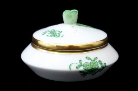 上品なバラがお部屋を彩る！ヘレンドの陶器ポットを買取しました