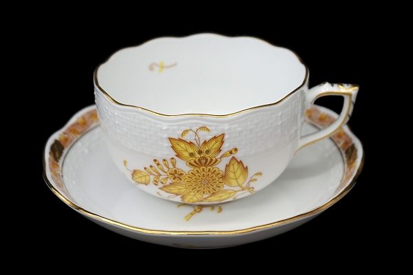 1つあるだけで非日常が味わえる！ヘレンドのカップ＆ソーサーを買取しました