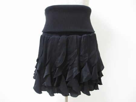 いざという時に使える黒！ダブルスタンダードクロージング スカートを買取しました