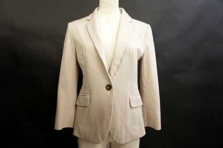 ビジネスライクなシーンでも活躍！アンタイトルのジャケットを買取しました