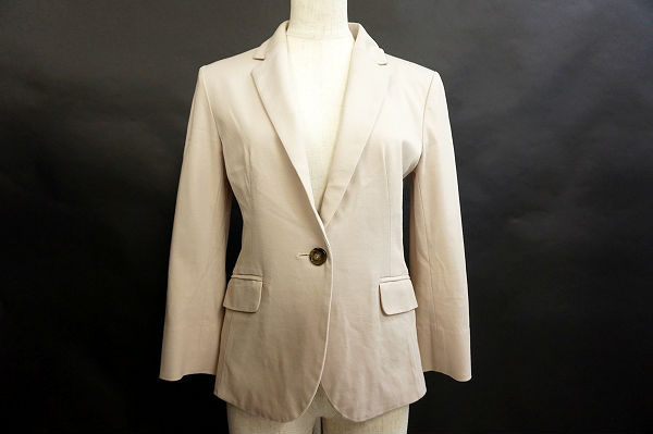 ビジネスライクなシーンでも活躍!アンタイトルのジャケットを買取しました
