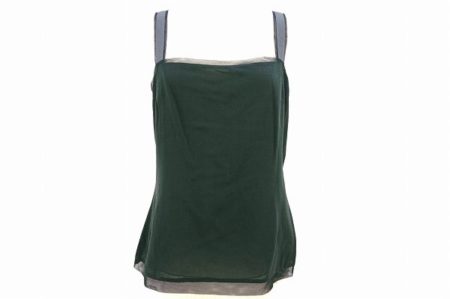 シンプルなデザインで様々な場面で使える！アクリスのキャミソールを買取しました