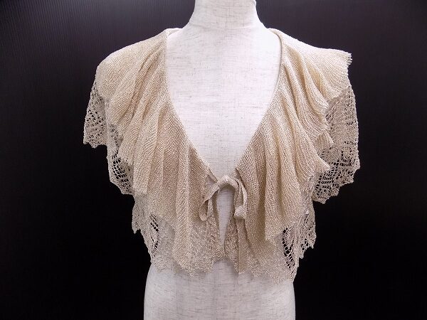 ベージュとラメがほどよく上品に仕上げてくれる｜グレースコンチネンタル ボレロを買取しました