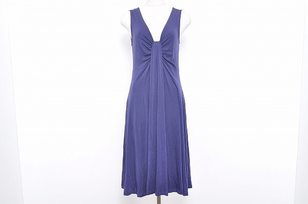 りぼんを思わせるギャザーが可愛い｜ダナキャランニューヨーク のワンピースを買取しました