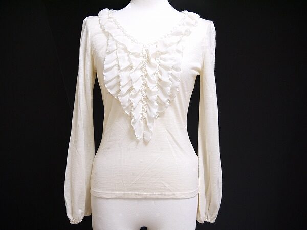 絶妙フリルでアクセント｜アナイ カットソーを買取しました