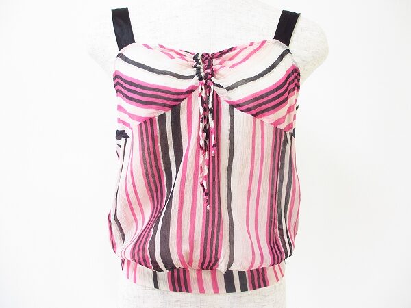 洋服のプロが査定、マックスアンドコーのキャミソールを買取いたしました