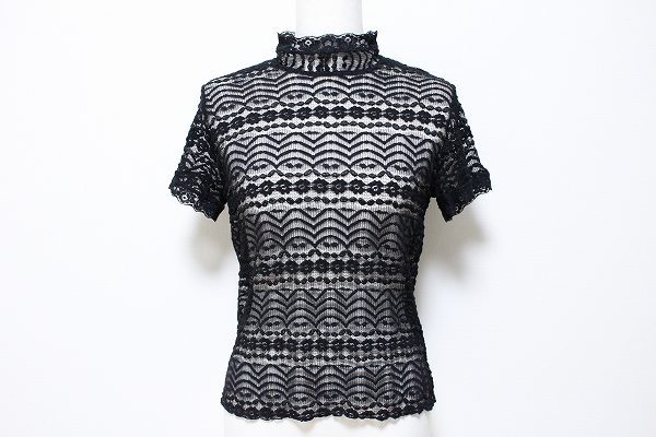 シックな雰囲気がおしゃれ シズカコムロのカットソーを買取しました