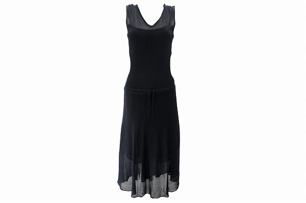 スタイルアップも期待できるデザイン！アンテプリマのニットワンピースを買取しました