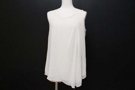 ほんのりアイボリーで品の良さが加わる｜アナイのカットソーを買取しました