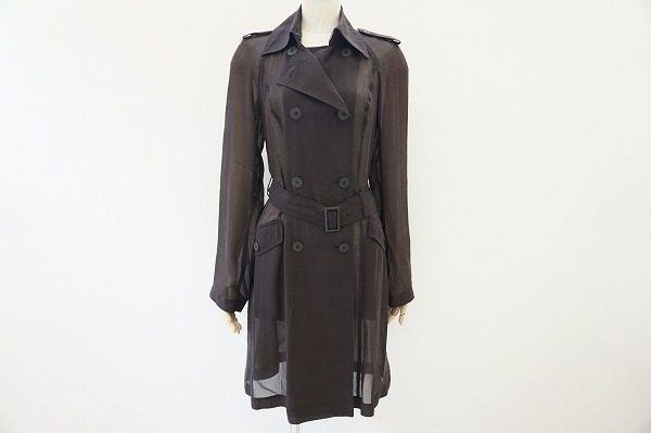 エレガントに決まる エポカ ブラウンのコートを買取しました