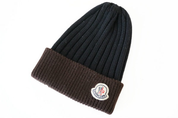 物足りなさを感じるコーデのポイントに！モンクレールのニット帽を買取しました