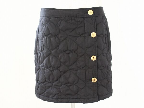 定番の黒で締まった印象に｜キャロウェイのスカートを買取しました