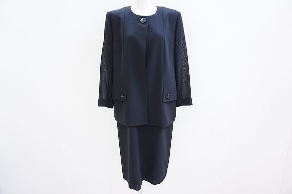 品格を感じさせる！ニナリッチのワンピースを買取しました