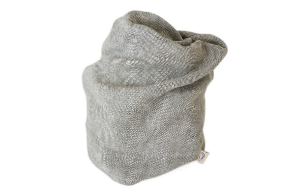 淡いグレーがスタイルを選ばない！ウサトの帽子を買取しました