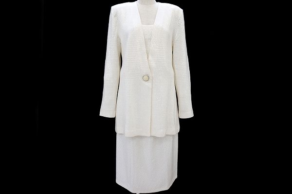 落ち着いた風格をゲットできる！セントジョンのセットアップを買取しました