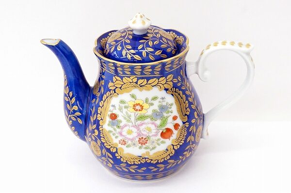 無料査定で気軽に利用、幸楽窯のティーポットを買取いたしました