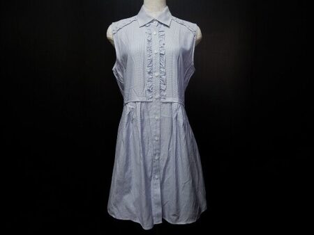 馴染むブルーが凛と仕上げる エンツォガラのワンピースを買取しました