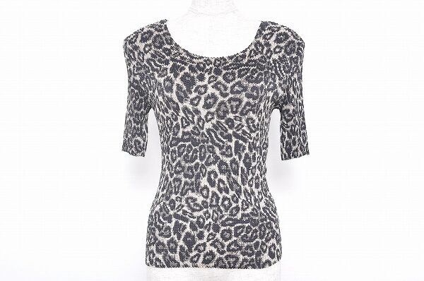 強い女性をお洋服で表現！スペッチオのカットソーを買取しました