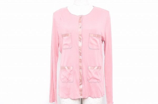 品のあるピンクでエレガントにヒューゴボスのアンサンブルを買取しました