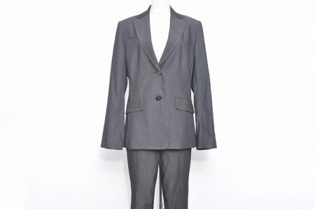 高価なブランド服は捨てずに買取してもらおう！ジェラールダレルのスーツを買取いたしました