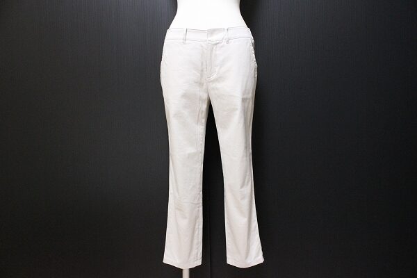 知られずに買取サービスを利用できる!J.プレスのパンツを買取いたしました