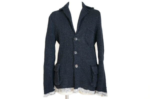 季節外のアイテムも適正買取、イントゥーカのニットジャケットを買取いたしました