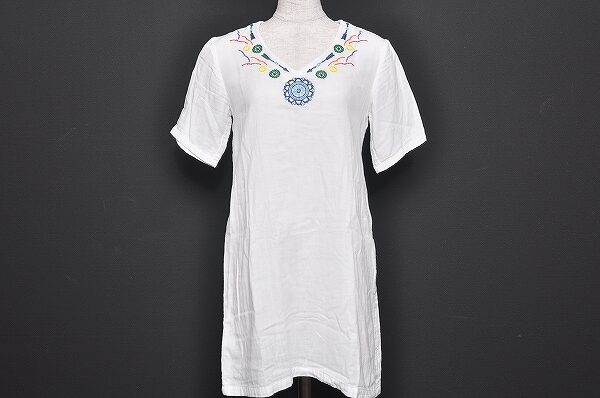 シンプルな刺繍が可愛い ビームスボーイのチュニックを買取しました