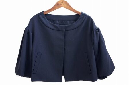 ふわりと包み込むデザインが素敵 ドレステリアのバルーンスリーブジャケットを買取しました
