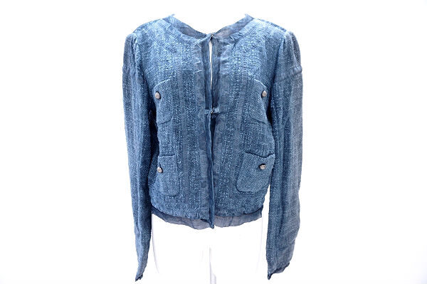 ちょっとした羽織にも活躍  パオラフラーニ デニムジャケットを買取しました