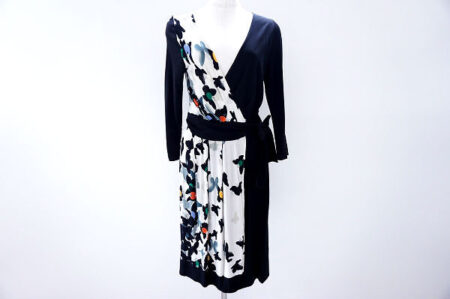 シックな柄に見とれる パオラフラーニのワンピースを買取しました