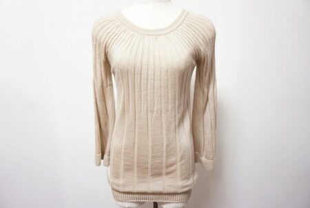 温かさを大事にしながらおしゃれを楽しむ バーニーズニューヨークのセーターを買取しました