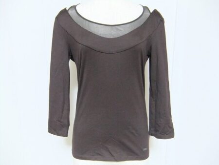 首元がほどよく透けておしゃれに！ポールカ 茶色 カットソーを買取しました