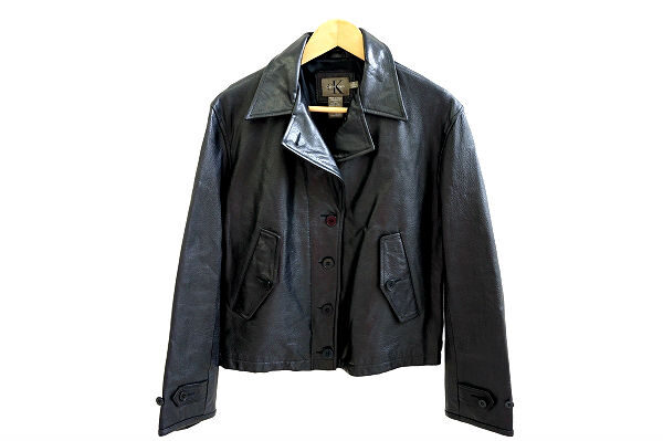 クールに決まる｜カルバンクライン 山羊革 ライダースジャケットを買取しました